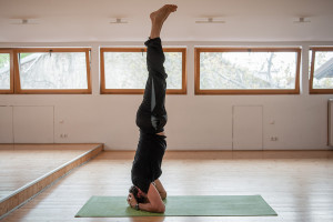 yoga-headstand